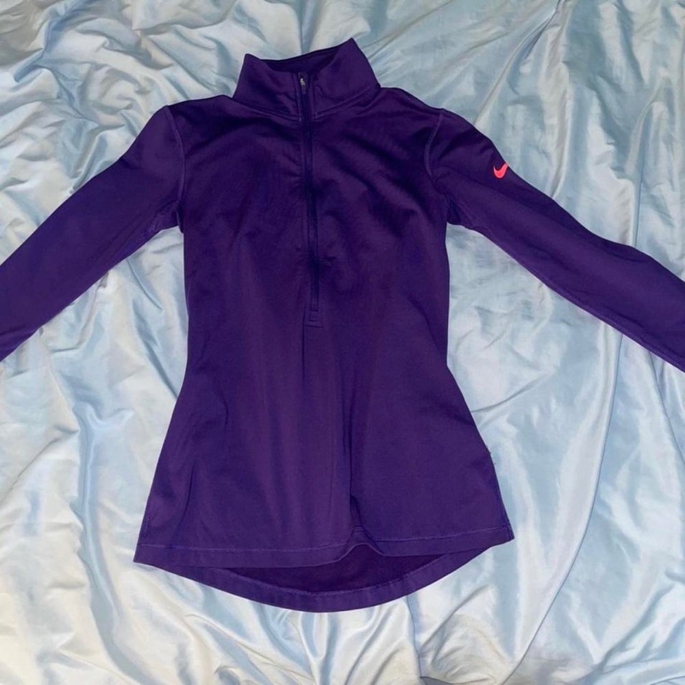 form fitting nike quarter zip!